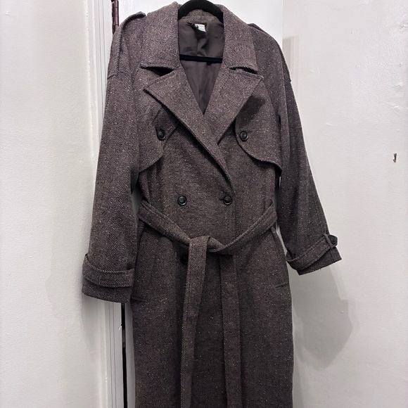 H&M Trench Coat - Picture 2 of 6